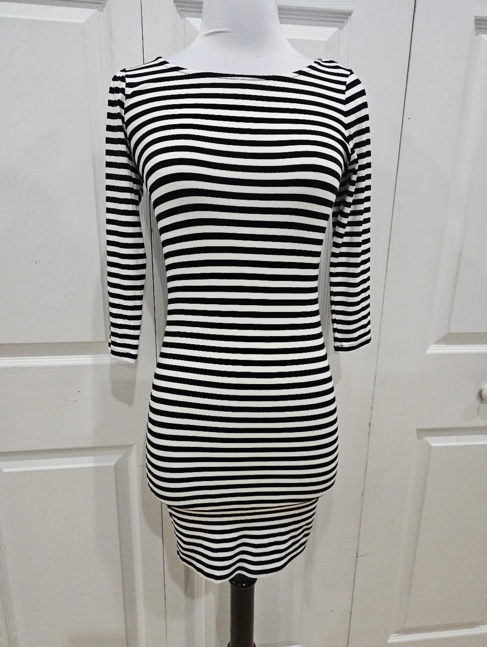 Forever 21 Black & White Striped Bodycon 3/4 Sleeve Basic Stretchy Dress S - Picture 7 of 9